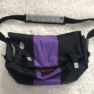 Timbuk2 over the shoulder bag. Medium Messenger.